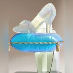 👑Bath and Body Works X Disney glass slipper Wallflower